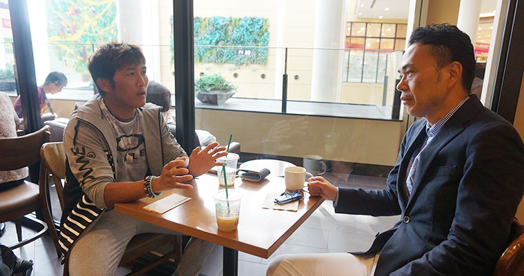 入居者の平田さんとオーナー会社の荒川さん
